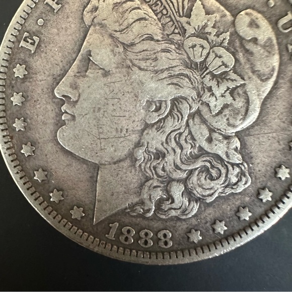 1888-O Morgan Dollar – New Orleans Mint – Historic 90% Silver Liberty Head - Picture 6 of 7